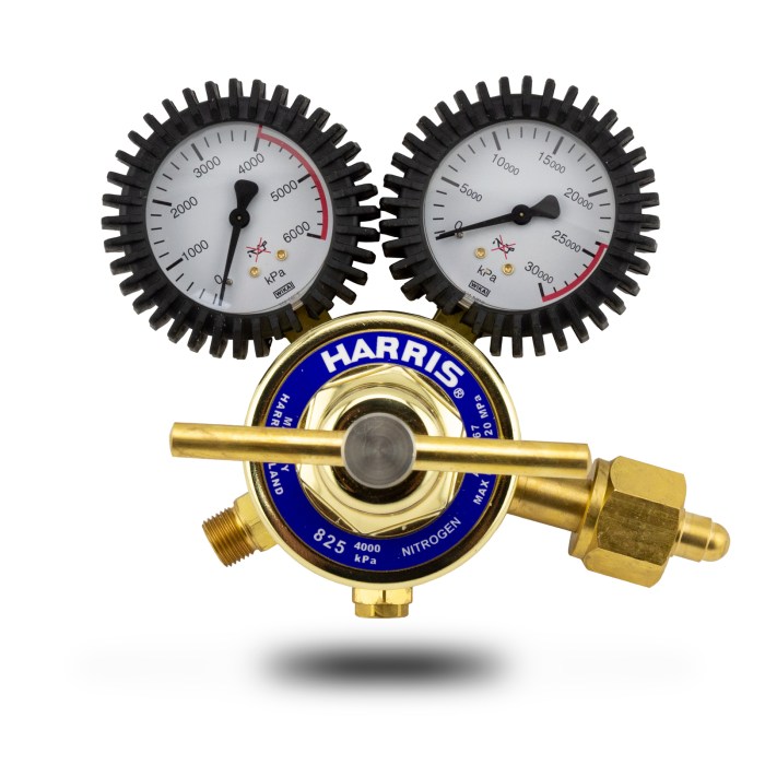 Hvac nitrogen tank and regulator